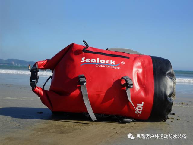 水と土地のデュアルハイカーバックパック