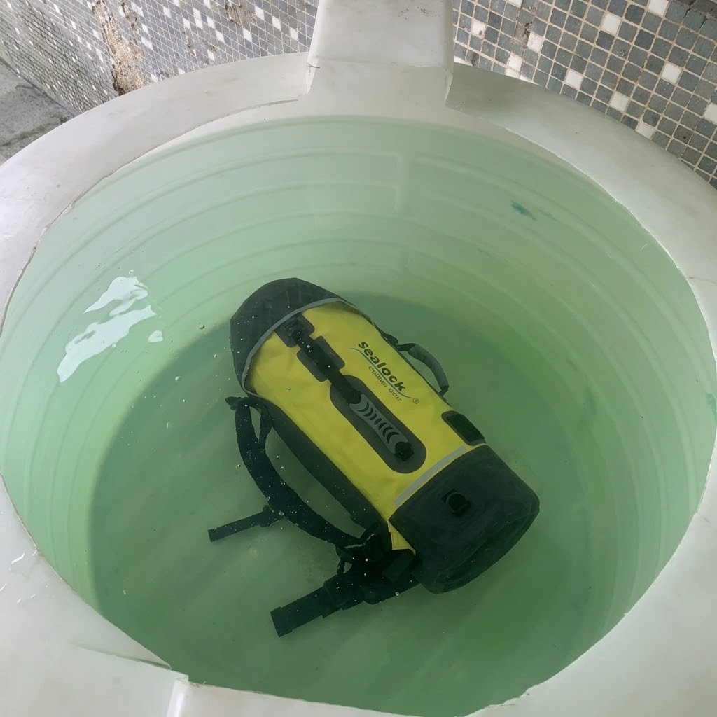 IPX8防水バックパックの製造工程